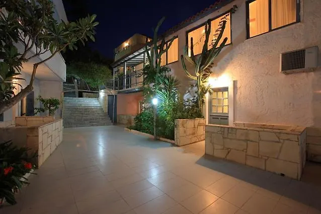 Stelva 3* Hersonissos (Crete)